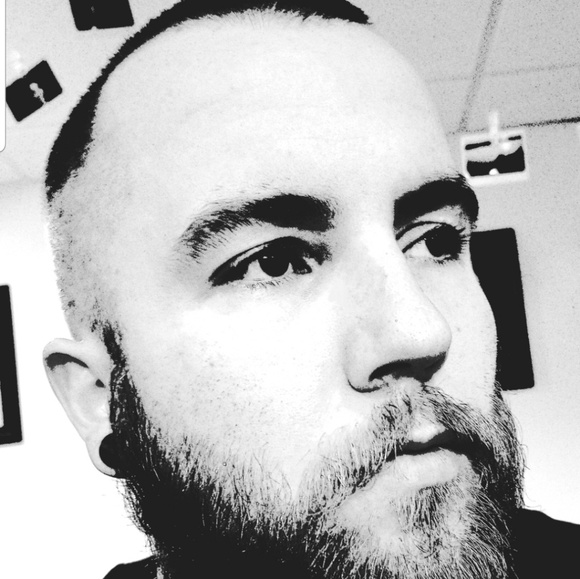 Meet your Posher, Robert - Picture 1 of 1